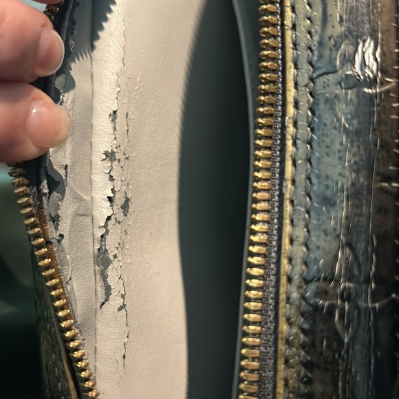 Louis Vuitton Vernis Backpack - Picture 8 of 9